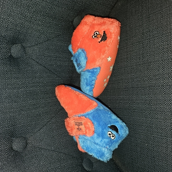 Sesame Street Kids Plush Slippers - Blue and Red - Picture 2 of 10
